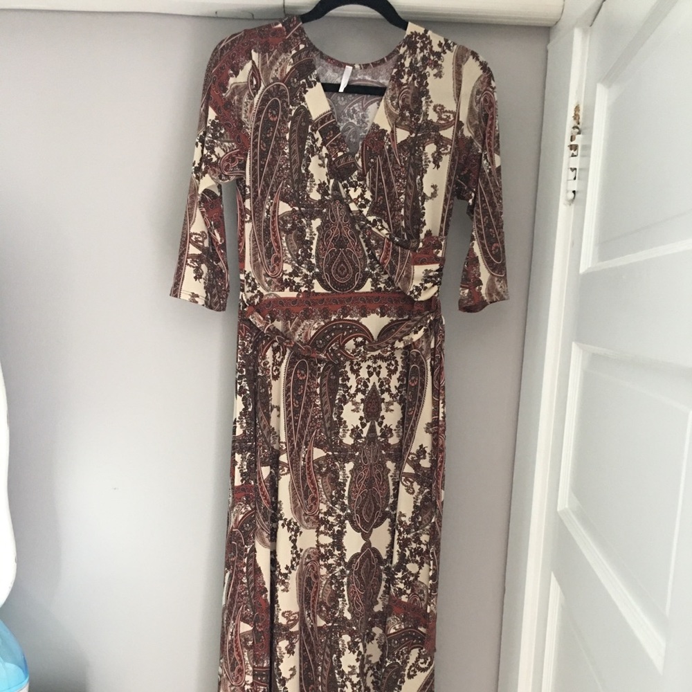 Pink Blush MATERNITY dress size medium